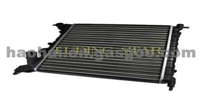 AUTO RADIATOR 7701034768