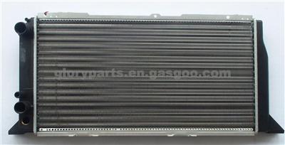 AUDI 80 Radiator 893121251