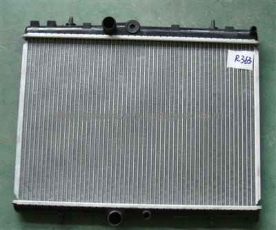 PEUGEOT 307 Auto Radiator 1330G8/ 1330E0