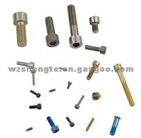 Soket Head Cap Screws ST004