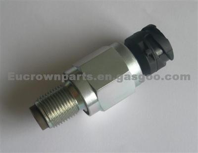 VOLVO Mercedes-Benz Truck RPM Sensor 0135426717,3171490,31714906880,1077500,3962959