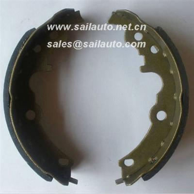 Buick, Chevrolet, Cadillac, Oldsmobile, Pontiac Brake Shoe Set S553