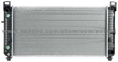 Auto Radiator For CHEVROLET/GMC