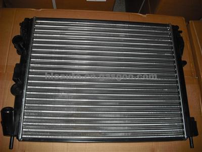 Renault Clio Auto Radiator 7700428082 97-03
