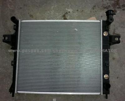 Radiator Cherokee 99-04