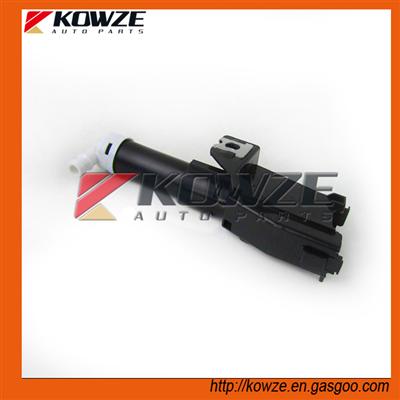 Headlamp Washer Actuator For Mitsubishi Pajero V93 V95 V96 V97 V98 V83 V85 V86 V87 V88 6G72 6G74 6G75 4M41 8264A025 8264A026