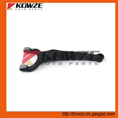 Clutch Release Fork For Mitsubishi Pajero IO Pickup L200 K34T H67W H66W H76W H77W V31 V32 V34 4G54 4G93 4G94 MD703275