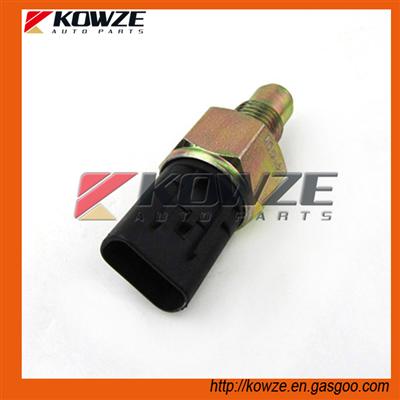 M/T Gearshift Backup Lamp Switch For Mitsubishi Galant Space Wagon Lancer Outlander GA1W CZ4A CS3A N34W N84W NA4W E56A MD730979