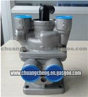High Quality 4613152580 Foot Brake Valve For MAN BENZ SCAINA IVECO