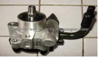 KIA SPORTAGE 2.0 Power Steering Pump 0K024-32-680B
