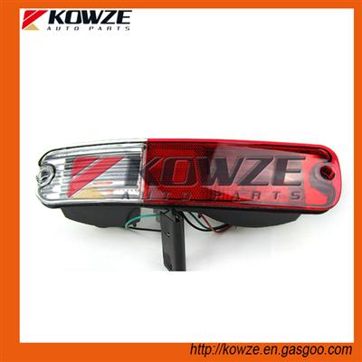 Tail Bumper Light Kit For Mitsubishi Pajero Montero V73 V75 V77 V78 MN133775 MN133776