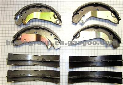 S657-1456 CHRYSLER BRAKE SHOES OEM 4728870