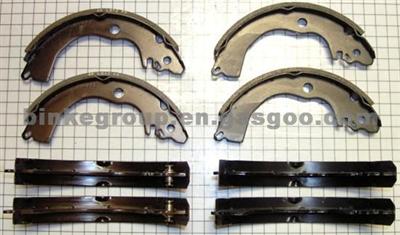 S628-1430 ISUZU BRAKE SHOES OEM 97011437