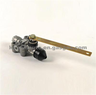 8285011000 BENZ Levelling Valve