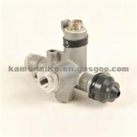 6780384 VOLVO Levelling Valve