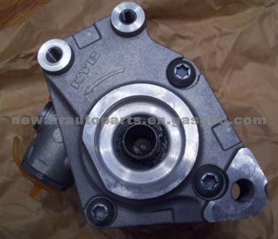 AUDI Q7 POWER STEERING PUMP 7L8 422 153 D