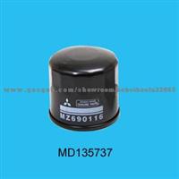 MITSUBISHI Oil Filter MD135737