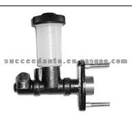 CLUTCH MASTER CYLINDER FOR MAZDA 1011-41-400A