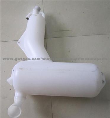 Volvo F10,12,16 Truck Parts Header Expansion Coolant Water Tank Surge 8150556/1080442