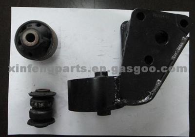 Nissan Strut Engine Mounting Rubber Bushing Arm Control 54131-H1000