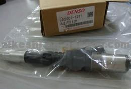 Injector 095000-1211 For Komatsu Excavator