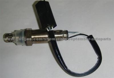 Nissan Oxygen Sensor: 22690-ED000