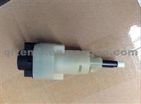 7H0 929 189 Clutch Pedal Switch