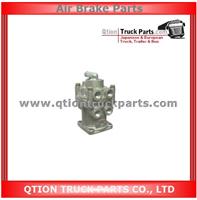 MB4630 - I74907 KNORR Foot Brake Valve