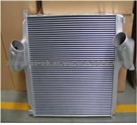 Mercedes Benz / Intercooler / 96972 / 9425010201 / 9425010901 / 9425011001