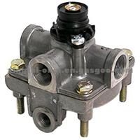 Mercedes Benz / Relay Valve / Wabco:9730110010 / 0044293844