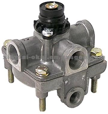 Mercedes Benz / Relay Valve / Knorr:0481026022 / 0044293844