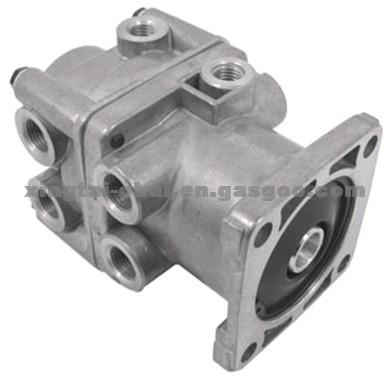 VOLVO / Foot Valve Wabco:4613154970 / 1695930