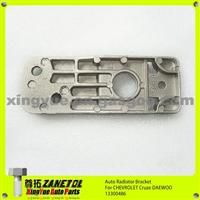 13300486 13337826 Auto Radiator Lower Bracket Right For Chevrolet Cruze 11-13