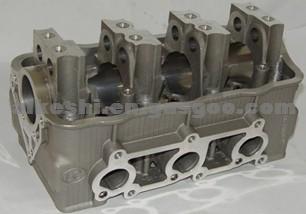 Cylinder Head F8B 11110-73002 For Suzuki