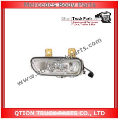 Mercedes AXOR Truck Fog Lamp 9408200156 ( RH )