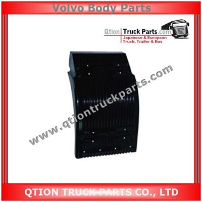 1072191 RH Front Mudguard VOLVO Truck FL6