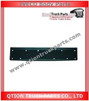 500380111, 504032325 IVECO Bumper Foot Plate