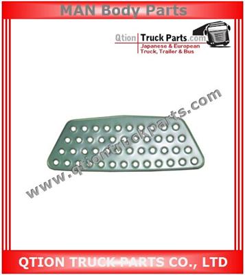 81615100273 MAN Step Plate Upper