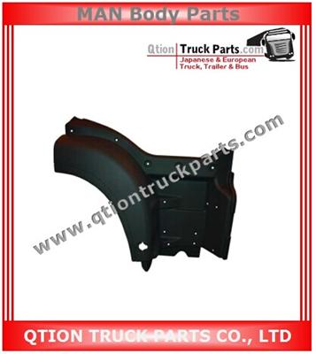 81615100357, 81615100475, 81615100479 81615100845 RH MAN Mudguard Step