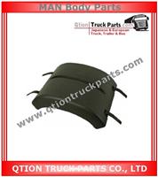 81664106606 MAN Mudguard Top