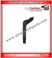 81416100366, 81416100368 RH MAN Bumper End Bracket