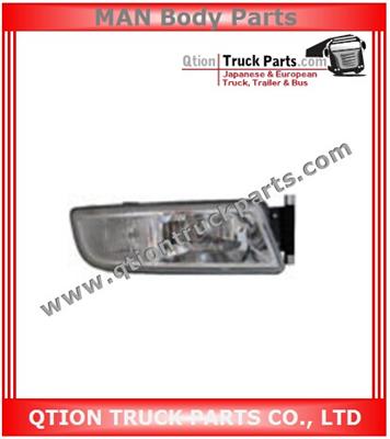 81251016522 RH MAN TGS Fog Lamp