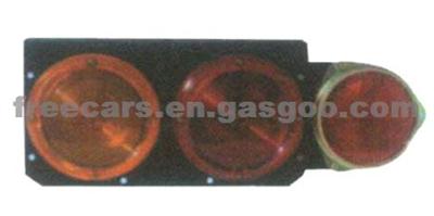 TOP QUALITY NISSAN CW520 Tail Lamp