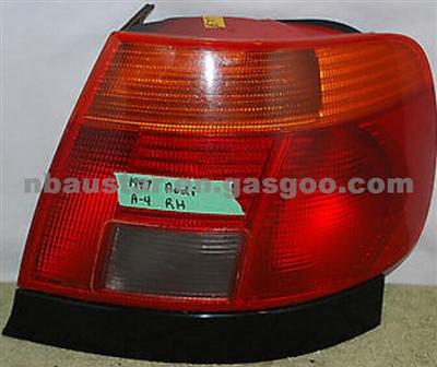 1996-1997 AUDI A4 RH TAIL LIGHT WITH BLACK FILLER PANEL OEM 4/14