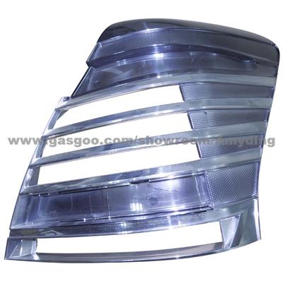 81- Plastic Lamp Housing Mould