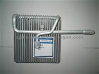 Zhejiang Shuangkai SKCZ035-006 MAZDA PROTÉGÉ 2001-2002 BJ0M-61-J10 EV939520PF 73×235×224 Evaporator Car Air Conditioner