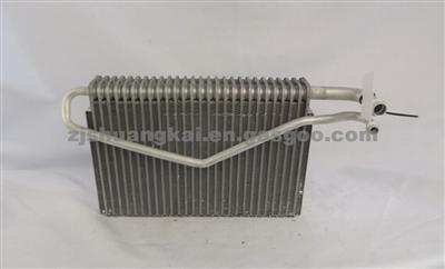 Zhejiang Shuangkai SKCZ018-037 MERCEDES BENZ TRUCK ACSOR 60×200×302 Evaporator Car Air Conditioner