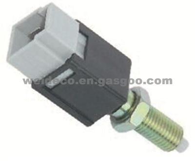 Stop & Reverse Light Switch 25320-01B00 / 25320-0B000 NISSAN / ISUZU