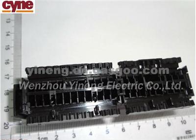 Automotive 34 Pin Male Connector DJ7341-1.8-11