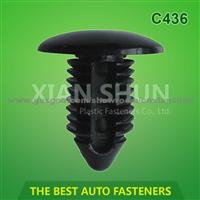 Push type retainer for automobile